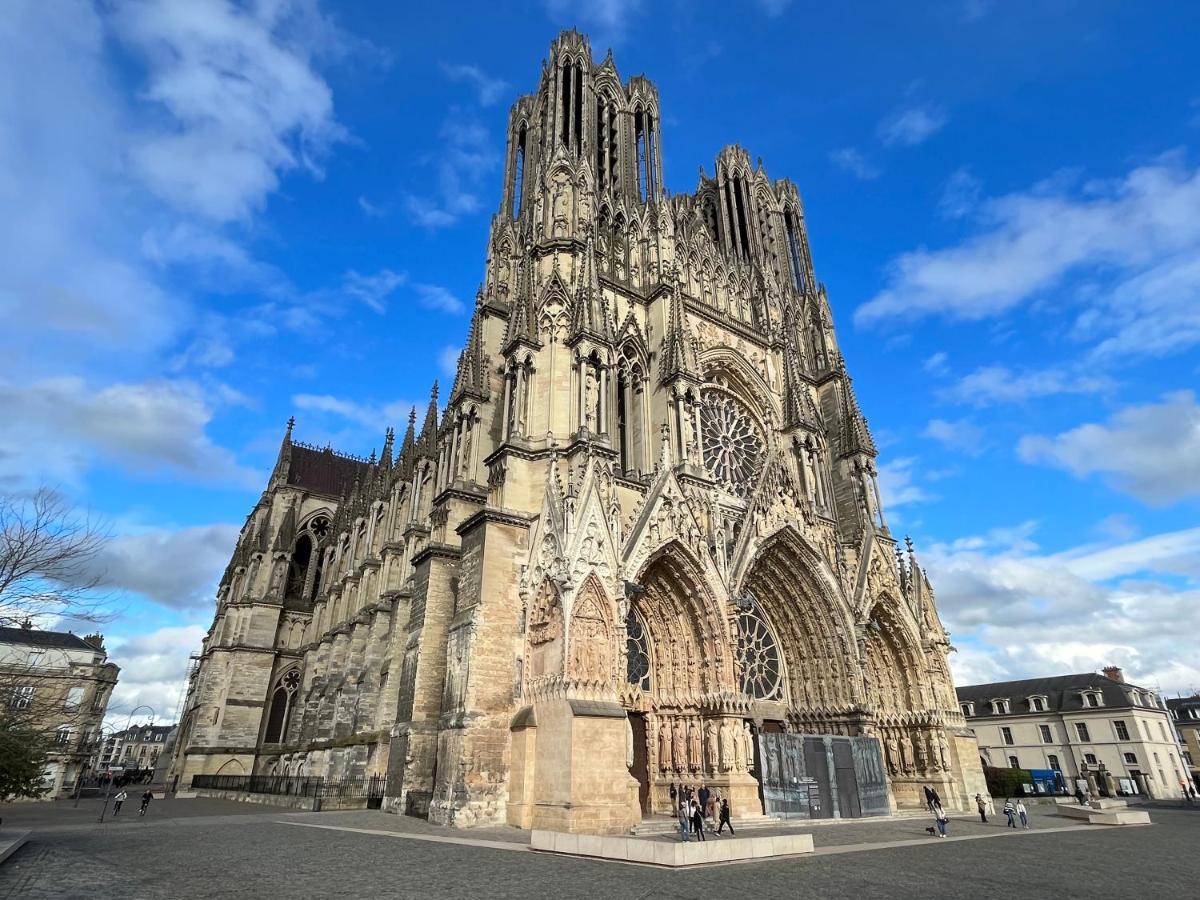 Les Rives Remoises Apartamento Reims Exterior foto