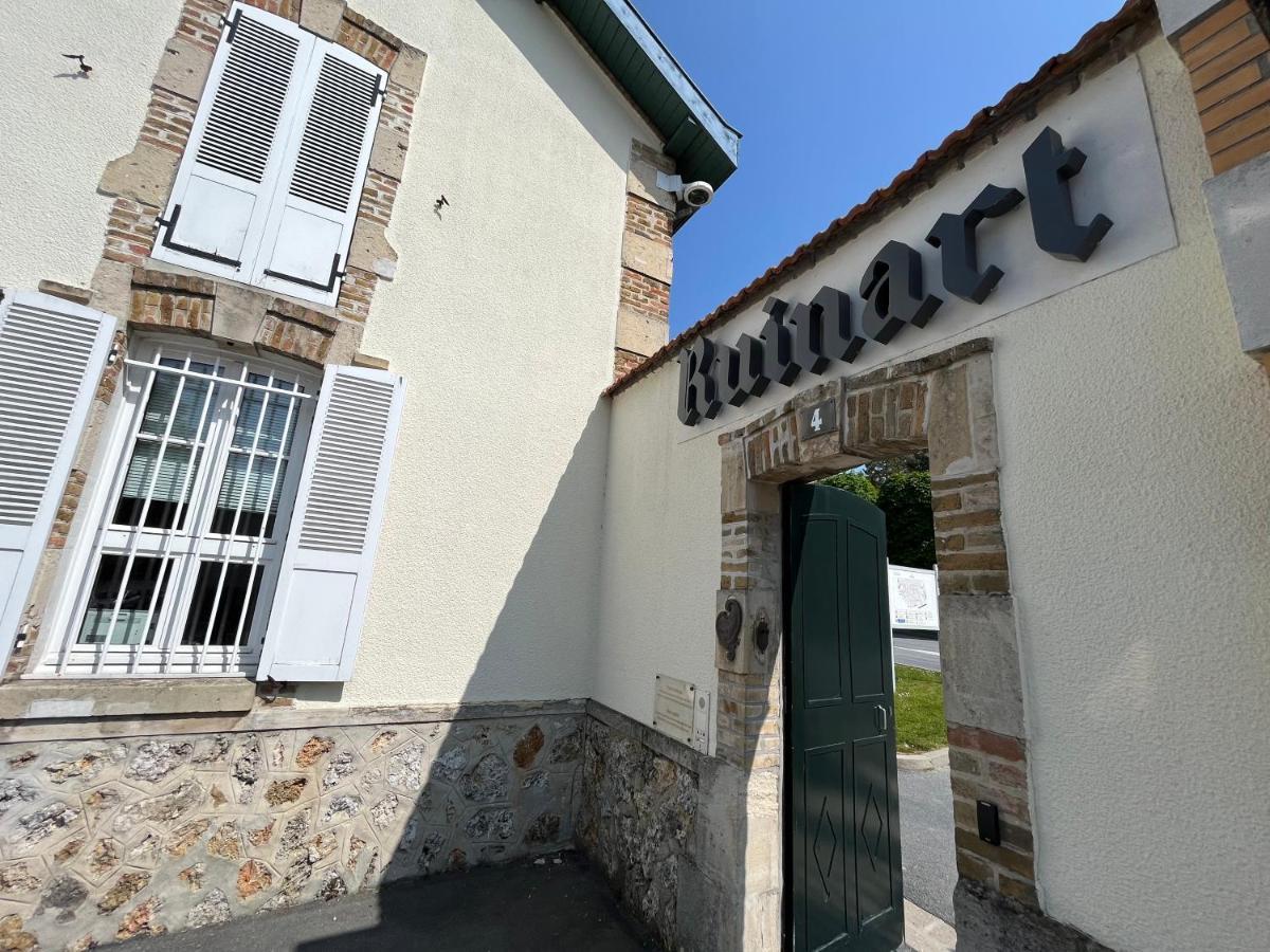 Les Rives Remoises Apartamento Reims Exterior foto