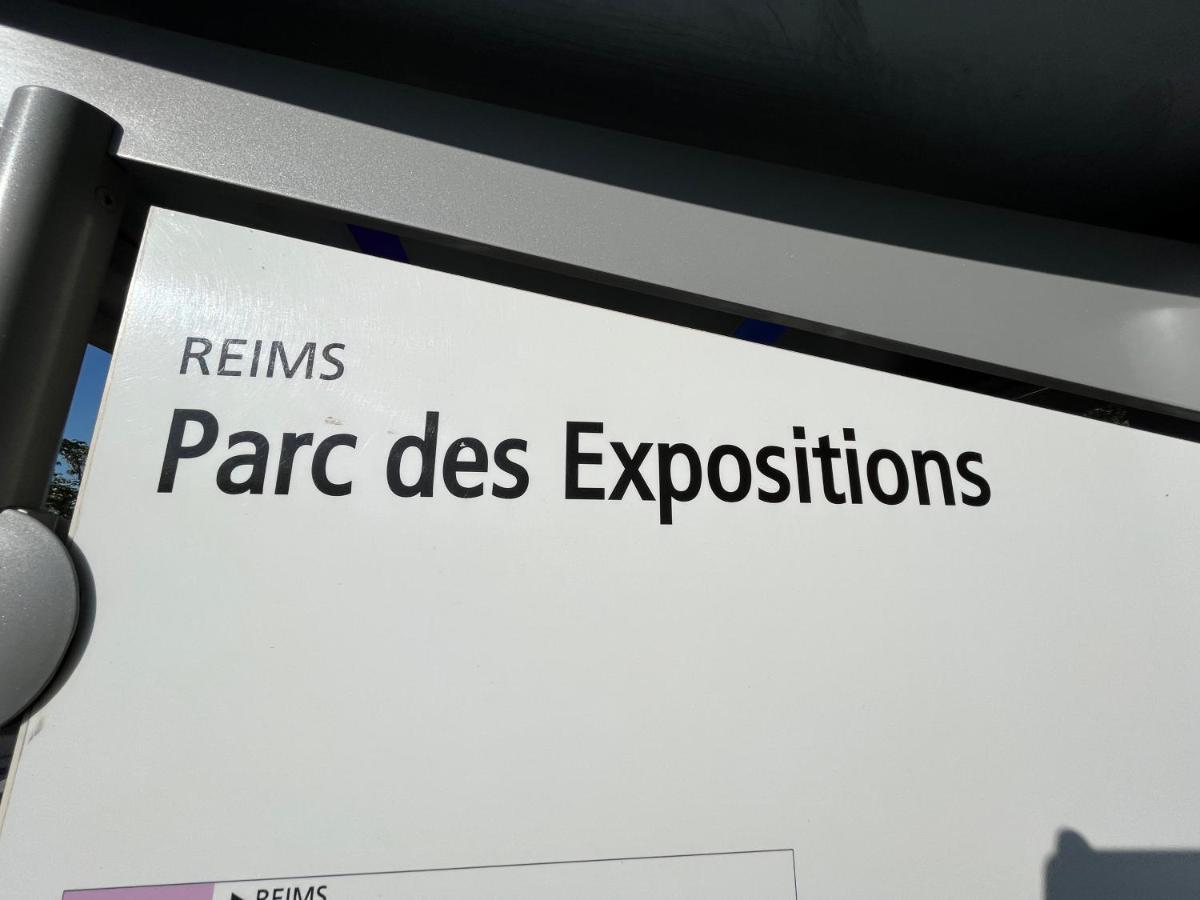 Les Rives Remoises Apartamento Reims Exterior foto