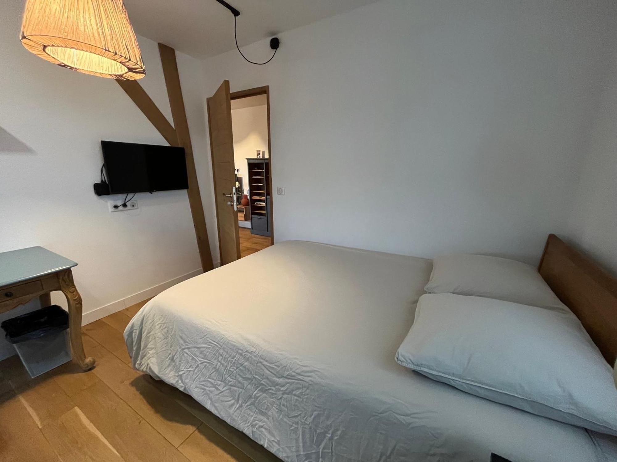 Les Rives Remoises Apartamento Reims Exterior foto